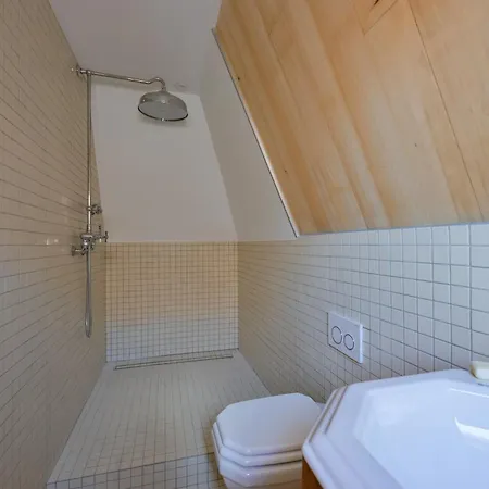 度假居 Le Mayne 贝纳克和卡泽纳克