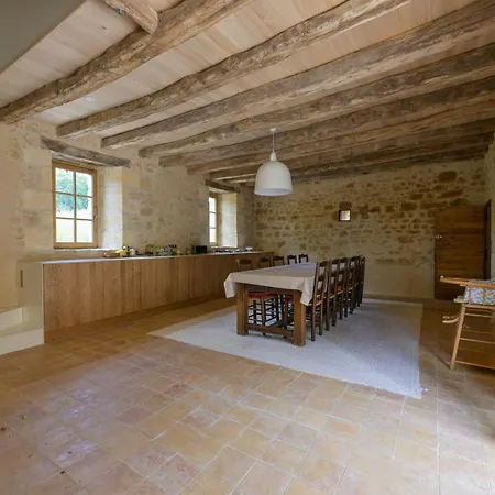 度假居 Le Mayne 贝纳克和卡泽纳克